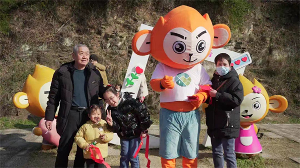 旺山景区举办“迎财神”活动