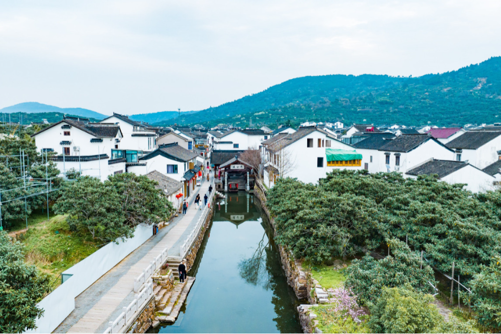 1号马丨来都来了，跑完顺便免费玩个景区~