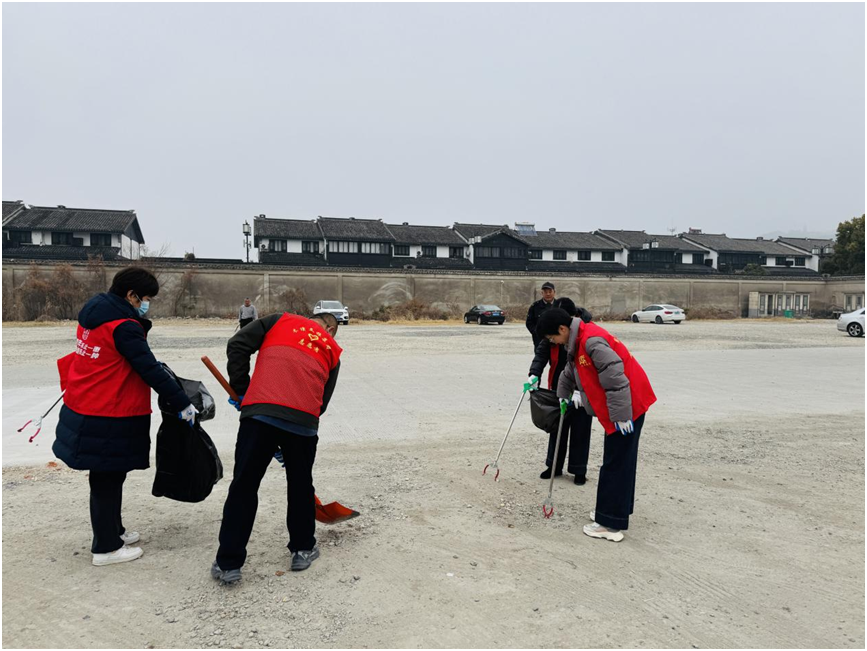 扮靓古镇“颜值”，扫净节日“尘土” ——木渎古镇节前大扫除