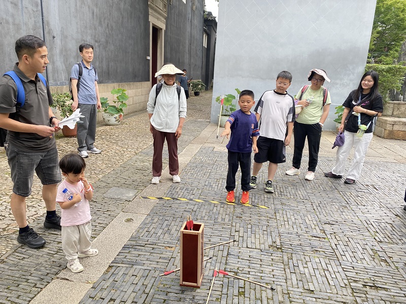 东山雕花楼开展“与‘粽’不同，与您相逢”端午主题活动