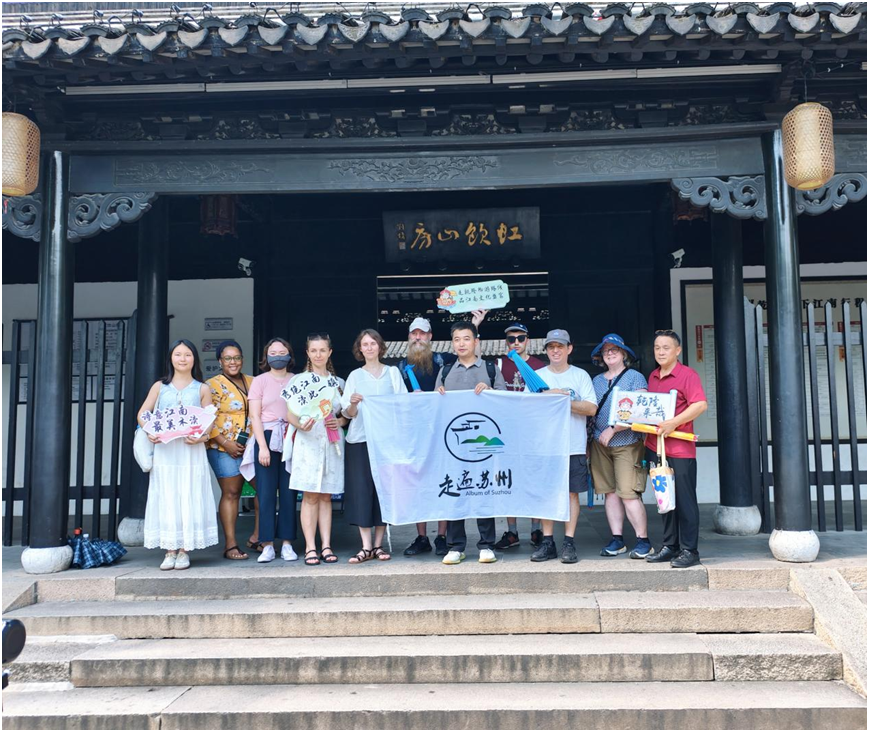 当 “乾隆来哉” 遇上外国游客： 木渎经典线路惊艳出圈