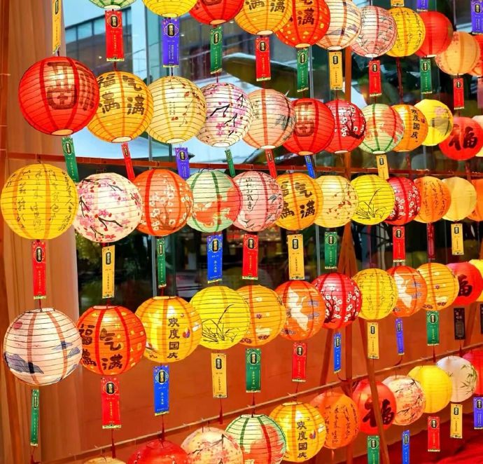 这场中秋市集，限定你一夜浪漫！