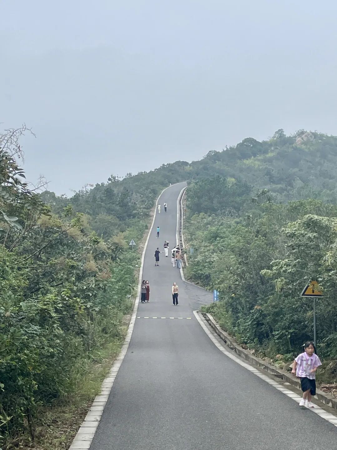 云雾中的太湖观景台