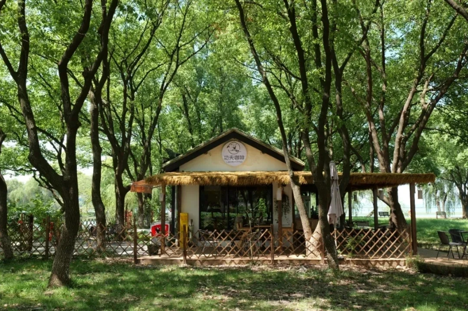 约上骑行搭子,一起在西山岛追风!