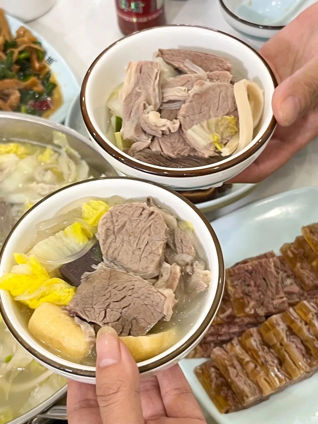 来一碗进补暖胃羊汤吧