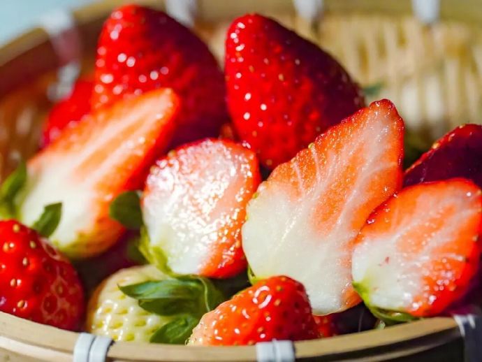 “莓”好时光,“番”倍甜蜜!