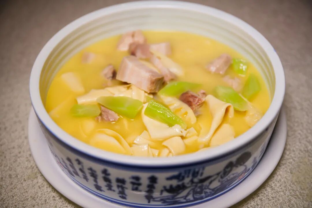 有些鲜，只属于此刻的春天~