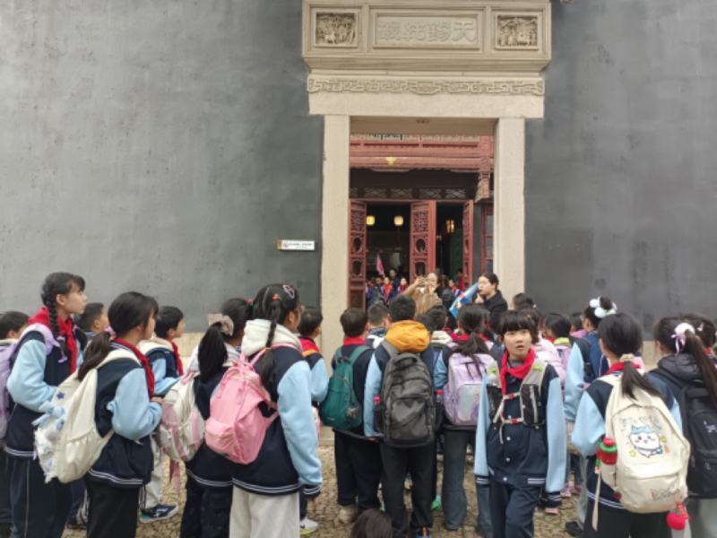 春日研学正当时 文旅融合谱新篇 ——东山雕花楼圆满完成春季研学接待工作