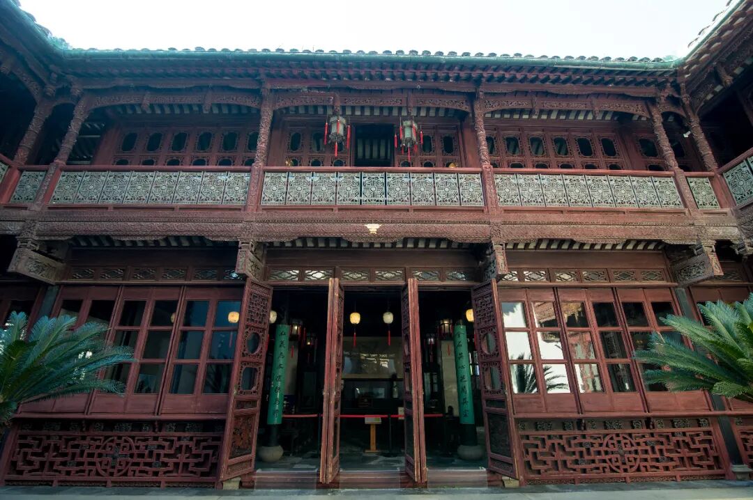 五一游东山，一路向湖一路花！