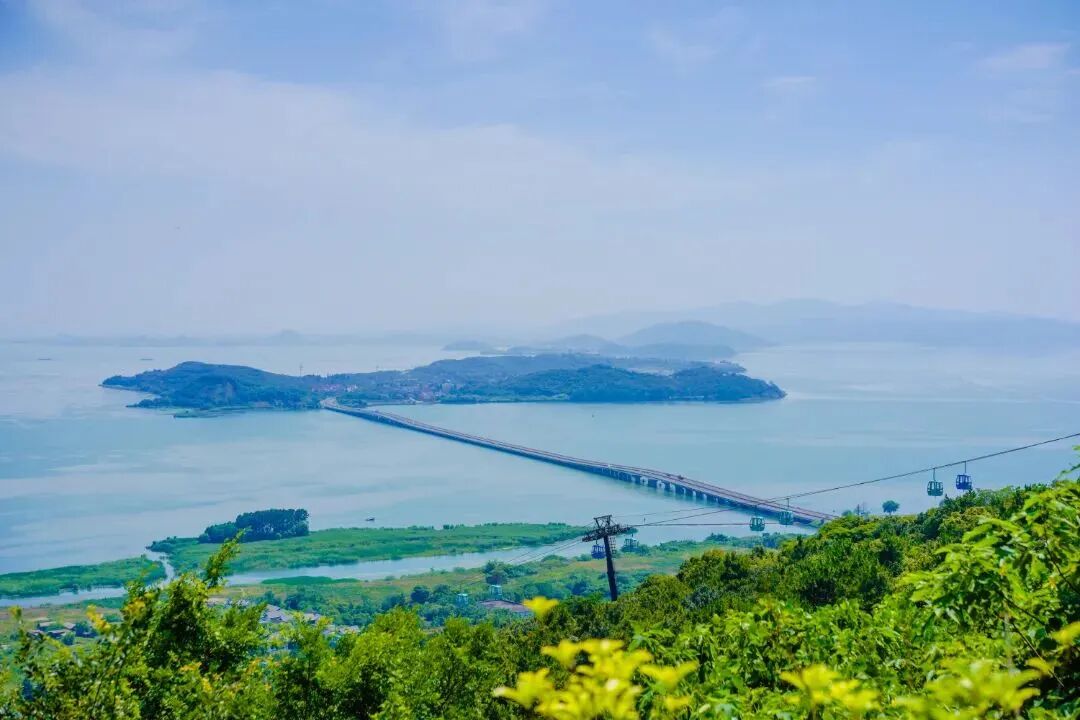 在长沙岛，“躺”在湖面上过日子~