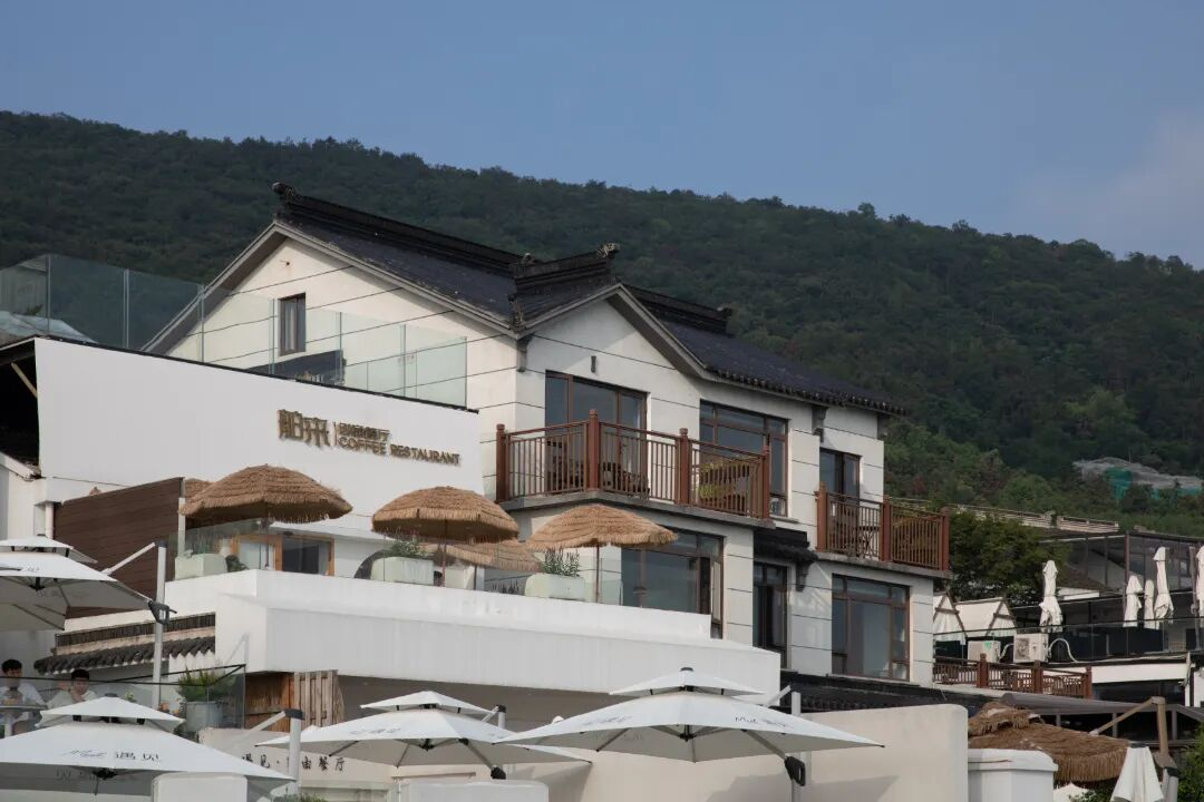 奔赴光福湖畔，解锁夏日咖香慢生活