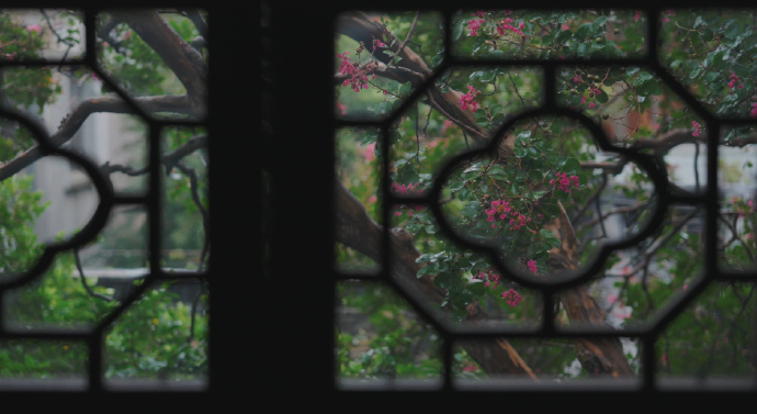 雨润雕花楼