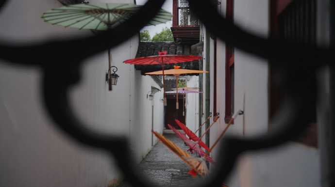 雨润雕花楼
