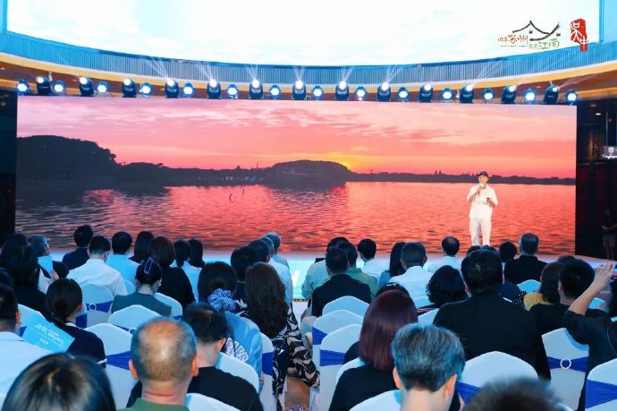 这个夏天，解锁太湖的100种玩法~
