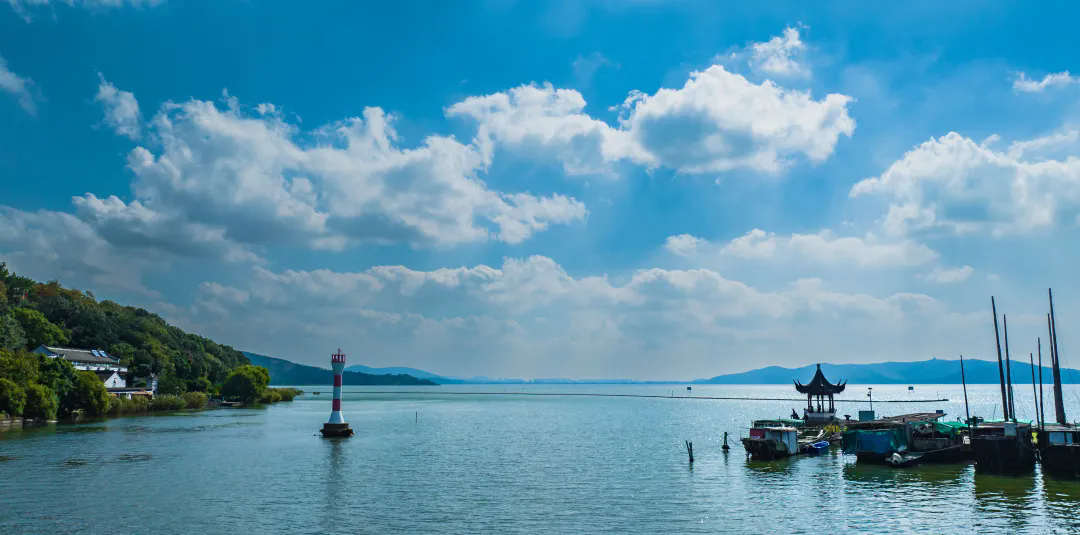 沿着太湖，赴一场红色初心之旅~
