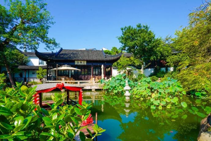 湖光山色入杯来，东山的咖啡馆有点东西~